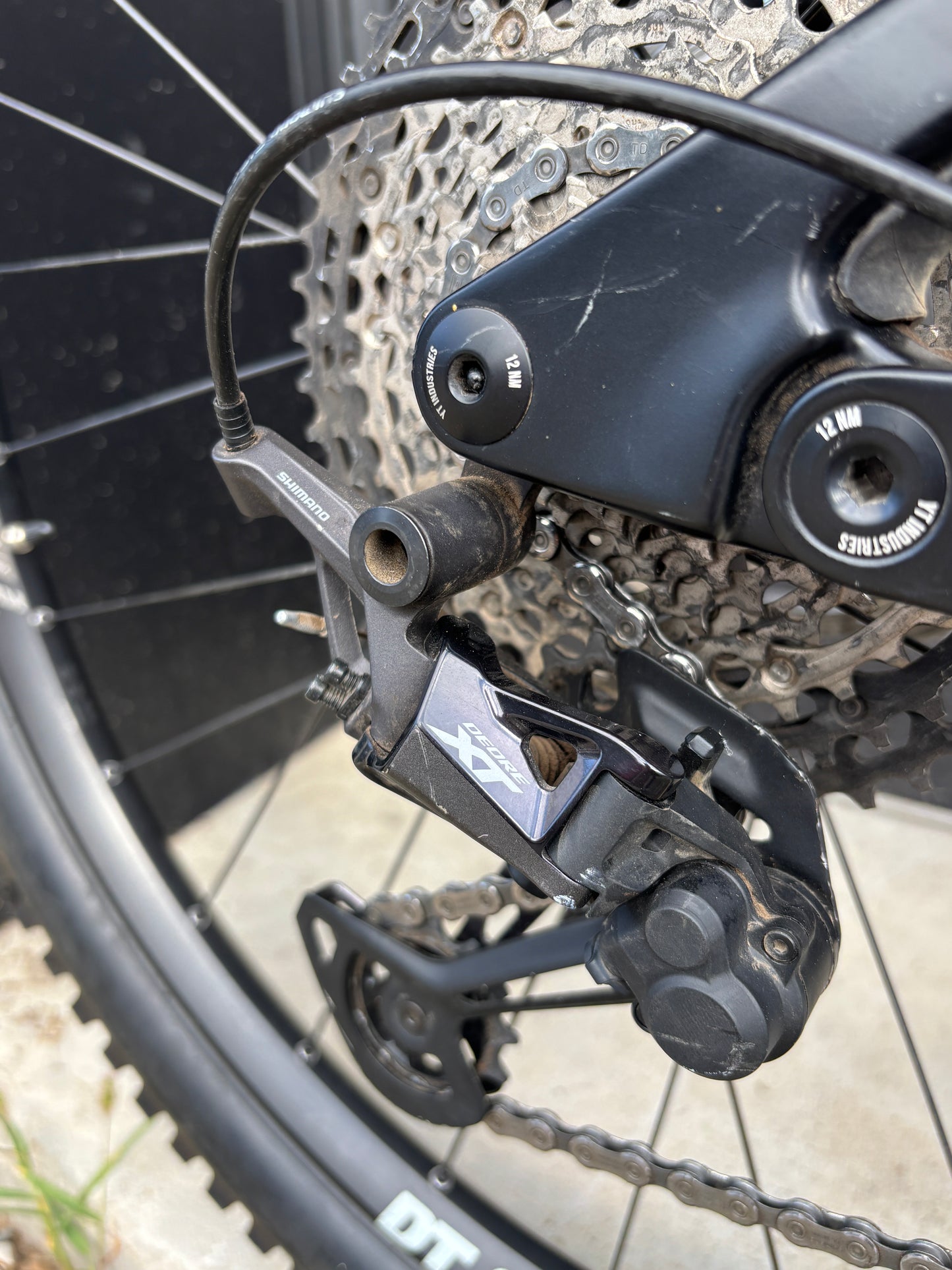 YT Izzo Comp XL (Pre-Ridden)